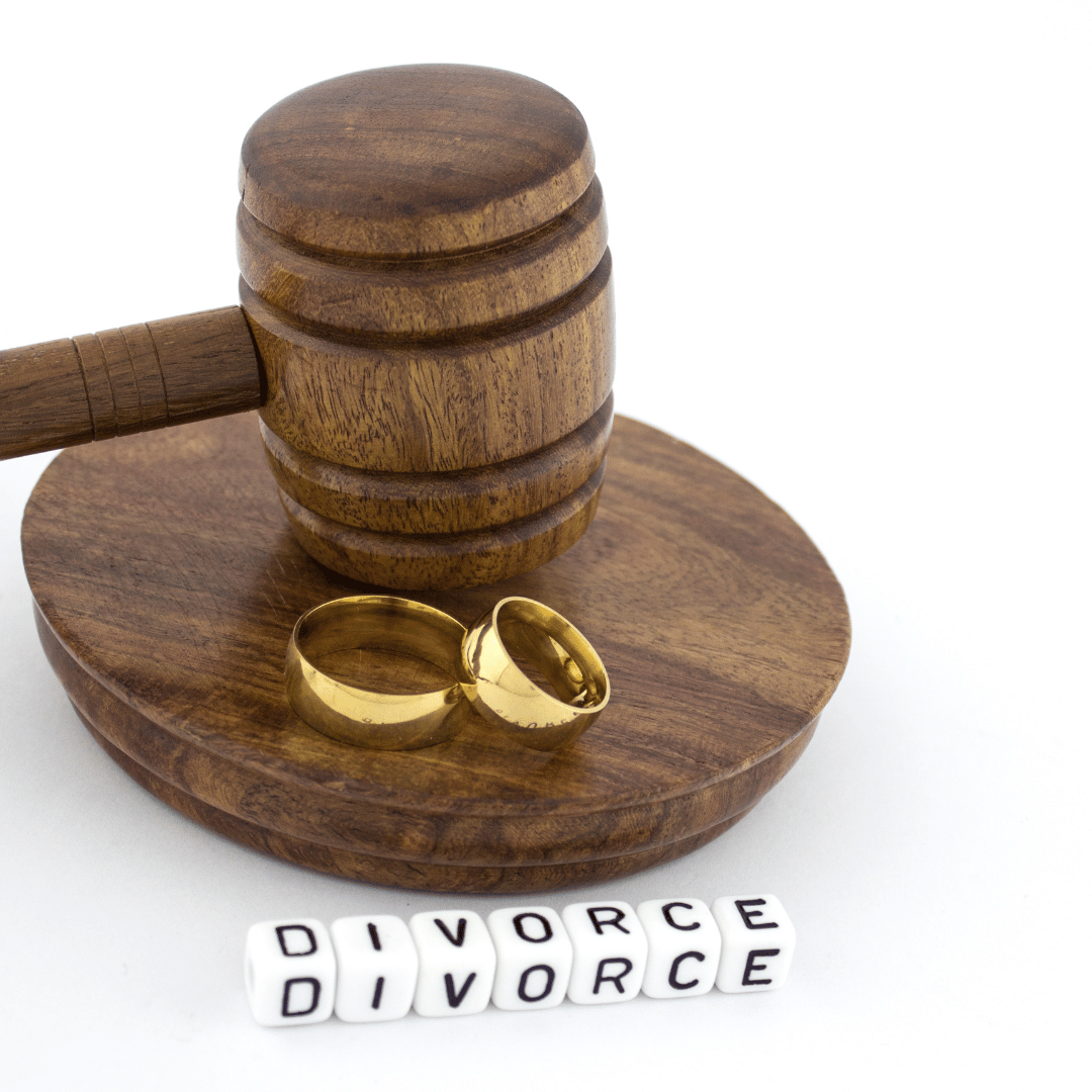 Lire la suite à propos de l’article Prescription d’une créance entre époux en cas de divorce délais et conséquences